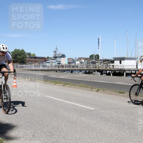 17.08.2025 - KN Förde Triathlon 2025 Yannick Fuchs http://msf.ph/oto/8618236 17.08.2025 12:57:11 Radfahren 414, 419, 421, 438 meine-sportfotos.de