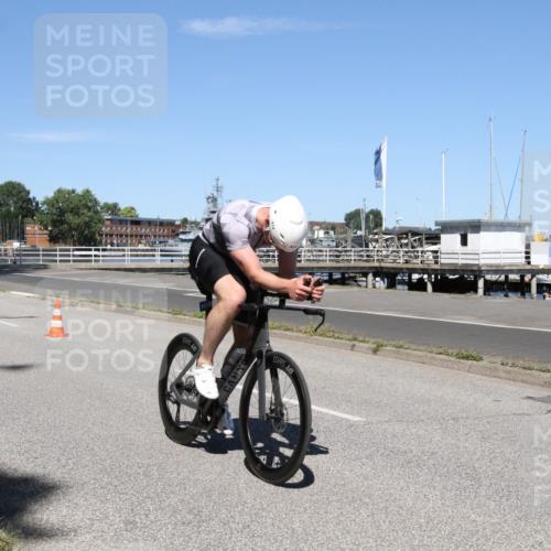 17.08.2025 - KN Förde Triathlon 2025 Yannick Fuchs http://msf.ph/oto/8618239 17.08.2025 12:57:13 Radfahren 414, 419, 421, 438 meine-sportfotos.de
