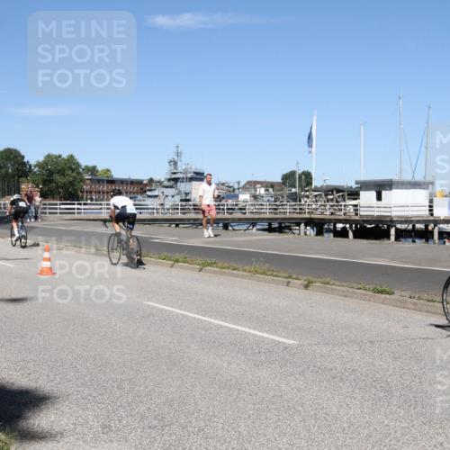 17.08.2025 - KN Förde Triathlon 2025 Yannick Fuchs http://msf.ph/oto/8618247 17.08.2025 12:57:28 Radfahren 357, 410, 413, 417, 455 meine-sportfotos.de