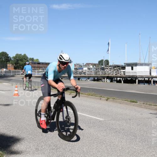 17.08.2025 - KN Förde Triathlon 2025 Yannick Fuchs http://msf.ph/oto/8618271 17.08.2025 12:57:57 Radfahren 415, 422, 492, 501, 513, 548 meine-sportfotos.de