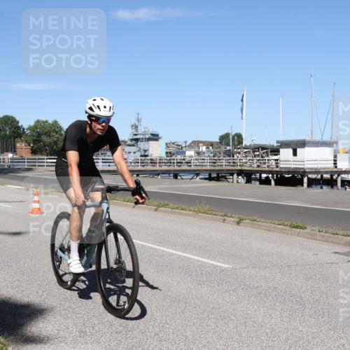 17.08.2025 - KN Förde Triathlon 2025 Yannick Fuchs http://msf.ph/oto/8618274 17.08.2025 12:58:00 Radfahren 415, 422, 492, 501, 513, 548 meine-sportfotos.de