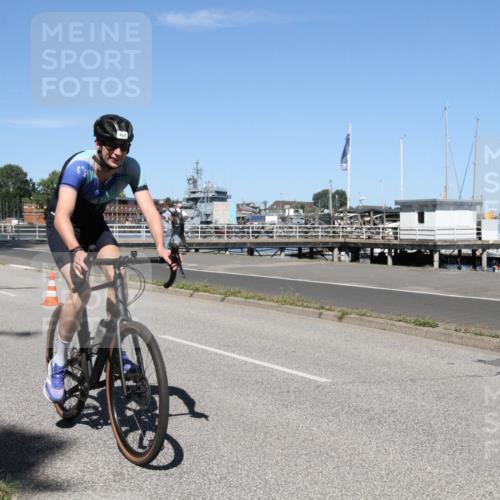 17.08.2025 - KN Förde Triathlon 2025 Yannick Fuchs http://msf.ph/oto/8618285 17.08.2025 12:58:15 Radfahren 407, 500, 505, 506 meine-sportfotos.de