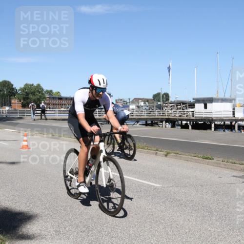 17.08.2025 - KN Förde Triathlon 2025 Yannick Fuchs http://msf.ph/oto/8618292 17.08.2025 12:58:22 Radfahren 407, 408, 420, 486, 504, 505, 507 meine-sportfotos.de