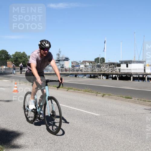 17.08.2025 - KN Förde Triathlon 2025 Yannick Fuchs http://msf.ph/oto/8618294 17.08.2025 12:58:24 Radfahren 403, 407, 408, 420, 486, 504, 507, 508 meine-sportfotos.de