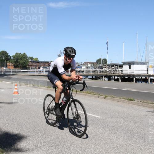 17.08.2025 - KN Förde Triathlon 2025 Yannick Fuchs http://msf.ph/oto/8618320 17.08.2025 12:58:58 Radfahren 413, 417, 438, 439, 441, 466, 541 meine-sportfotos.de