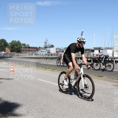 17.08.2025 - KN Förde Triathlon 2025 Yannick Fuchs http://msf.ph/oto/8618333 17.08.2025 12:59:17 Radfahren 397, 410, 423, 427, 431, 447, 519, 529, 532 meine-sportfotos.de