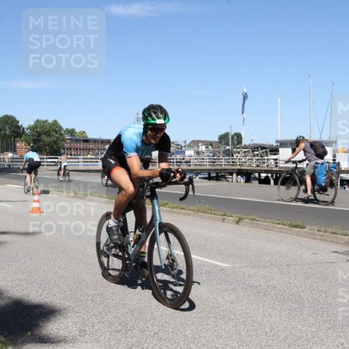 17.08.2025 - KN Förde Triathlon 2025 Yannick Fuchs http://msf.ph/oto/8618338 17.08.2025 12:59:19 Radfahren 397, 410, 423, 424, 427, 431, 519, 529, 532 meine-sportfotos.de