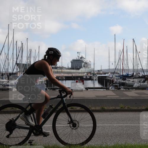 17.08.2025 - KN Förde Triathlon 2025 Yannick Fuchs http://msf.ph/oto/8618390 17.08.2025 09:57:23 Radfahren 135, 166, 195, 201, 219, 235, 245, 246 meine-sportfotos.de