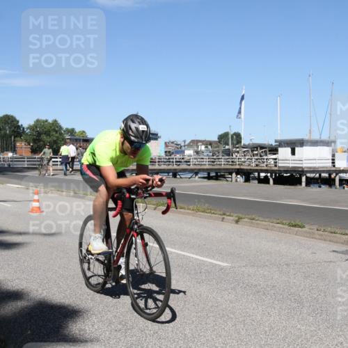 17.08.2025 - KN Förde Triathlon 2025 Yannick Fuchs http://msf.ph/oto/8618442 17.08.2025 13:01:49 Radfahren 445, 456, 481, 502, 528 meine-sportfotos.de