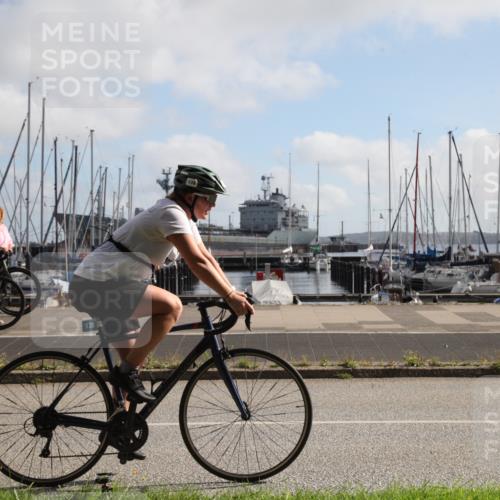 17.08.2025 - KN Förde Triathlon 2025 Yannick Fuchs http://msf.ph/oto/8618458 17.08.2025 09:59:25 Radfahren 135, 139 meine-sportfotos.de