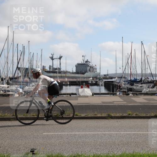 17.08.2025 - KN Förde Triathlon 2025 Yannick Fuchs http://msf.ph/oto/8618486 17.08.2025 10:00:07 Radfahren 118, 120, 173, 179, 189, 192, 240, 241, 248 meine-sportfotos.de