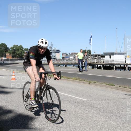 17.08.2025 - KN Förde Triathlon 2025 Yannick Fuchs http://msf.ph/oto/8618487 17.08.2025 13:02:47 Radfahren 430, 434, 469, 484 meine-sportfotos.de