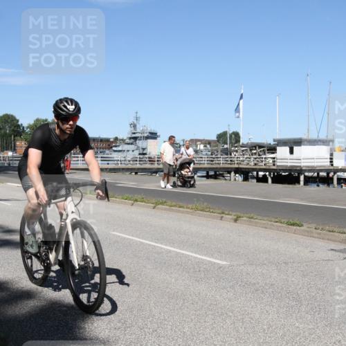 17.08.2025 - KN Förde Triathlon 2025 Yannick Fuchs http://msf.ph/oto/8618494 17.08.2025 13:02:59 Radfahren 434, 446, 471 meine-sportfotos.de