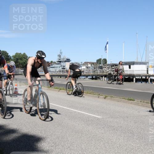 17.08.2025 - KN Förde Triathlon 2025 Yannick Fuchs http://msf.ph/oto/8618504 17.08.2025 13:03:11 Radfahren 398, 435, 437, 464, 473, 494, 509, 514, 515, 517, 520, 524, 549 meine-sportfotos.de