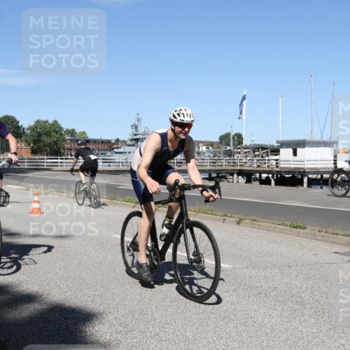 17.08.2025 - KN Förde Triathlon 2025 Yannick Fuchs http://msf.ph/oto/8618511 17.08.2025 13:03:13 Radfahren 398, 435, 437, 464, 473, 494, 509, 514, 515, 517, 520, 524, 549 meine-sportfotos.de