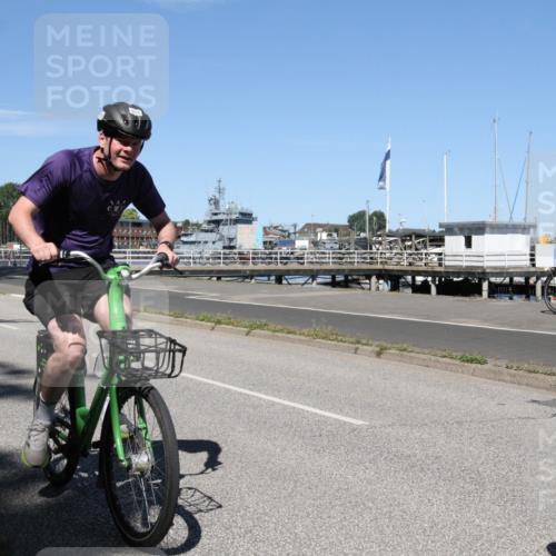 17.08.2025 - KN Förde Triathlon 2025 Yannick Fuchs http://msf.ph/oto/8618513 17.08.2025 13:03:14 Radfahren 398, 435, 437, 448, 464, 473, 494, 509, 514, 515, 517, 520, 524, 549 meine-sportfotos.de