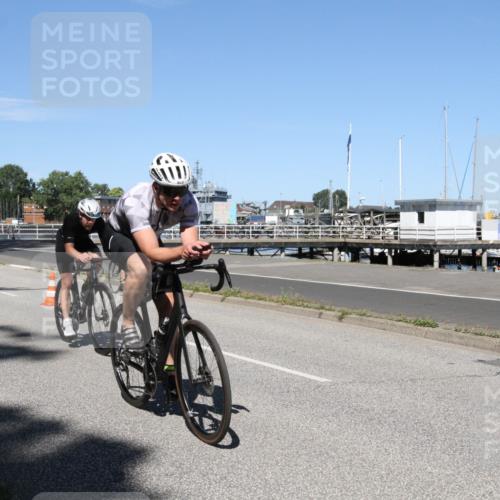 17.08.2025 - KN Förde Triathlon 2025 Yannick Fuchs http://msf.ph/oto/8618553 17.08.2025 13:03:58 Radfahren 401, 409, 411, 412, 460, 461, 467 meine-sportfotos.de