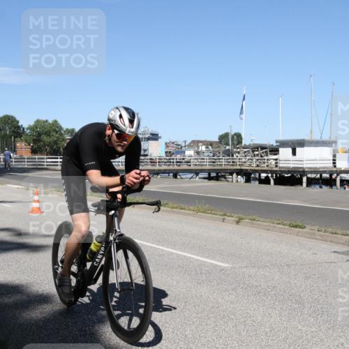 17.08.2025 - KN Förde Triathlon 2025 Yannick Fuchs http://msf.ph/oto/8618591 17.08.2025 13:04:42 Radfahren 398, 471 meine-sportfotos.de