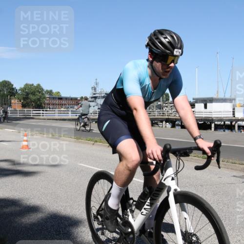 17.08.2025 - KN Förde Triathlon 2025 Yannick Fuchs http://msf.ph/oto/8618612 17.08.2025 13:05:08 Radfahren 448, 493, 498, 518 meine-sportfotos.de