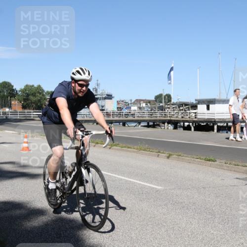 17.08.2025 - KN Förde Triathlon 2025 Yannick Fuchs http://msf.ph/oto/8618651 17.08.2025 13:05:59 Radfahren 421, 436, 455, 533 meine-sportfotos.de