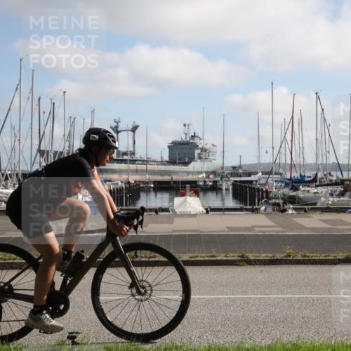 17.08.2025 - KN Förde Triathlon 2025 Yannick Fuchs http://msf.ph/oto/8618657 17.08.2025 10:04:53 Radfahren 156, 216, 231 meine-sportfotos.de