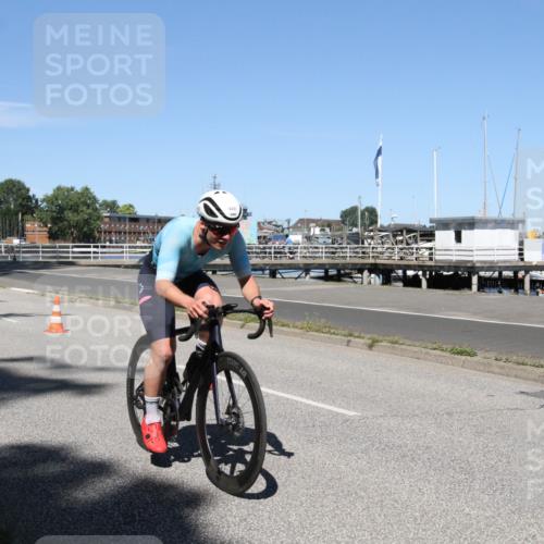 17.08.2025 - KN Förde Triathlon 2025 Yannick Fuchs http://msf.ph/oto/8618697 17.08.2025 13:06:47 Radfahren 357, 407, 413, 417, 422, 498, 505, 506, 507 meine-sportfotos.de