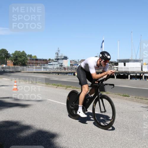 17.08.2025 - KN Förde Triathlon 2025 Yannick Fuchs http://msf.ph/oto/8618705 17.08.2025 13:06:53 Radfahren 413, 415, 417, 422, 426, 498 meine-sportfotos.de