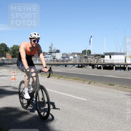 17.08.2025 - KN Förde Triathlon 2025 Yannick Fuchs http://msf.ph/oto/8618717 17.08.2025 13:07:14 Radfahren 427, 459, 462, 479, 501, 532 meine-sportfotos.de