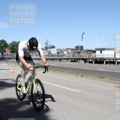 17.08.2025 - KN Förde Triathlon 2025 Yannick Fuchs http://msf.ph/oto/8618737 17.08.2025 13:07:39 Radfahren 408, 466, 480, 487, 500, 529 meine-sportfotos.de
