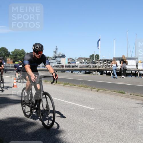 17.08.2025 - KN Förde Triathlon 2025 Yannick Fuchs http://msf.ph/oto/8618773 17.08.2025 13:08:15 Radfahren 413, 417, 420, 431, 441, 477, 482, 486, 505, 506, 507, 525, 540, 544 meine-sportfotos.de