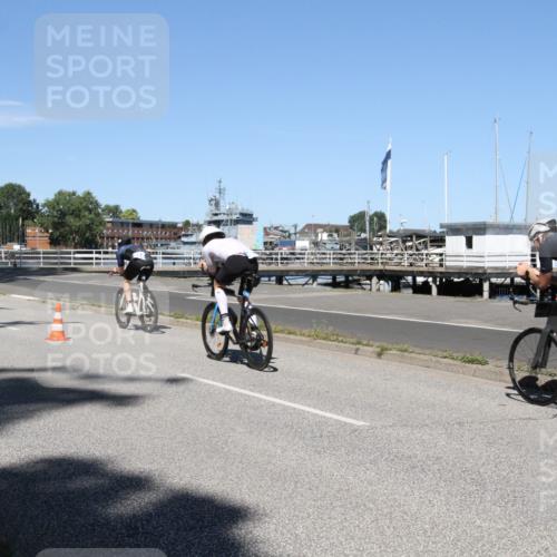 17.08.2025 - KN Förde Triathlon 2025 Yannick Fuchs http://msf.ph/oto/8618801 17.08.2025 13:08:45 Radfahren 425, 427, 428, 433, 454, 532 meine-sportfotos.de