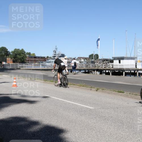 17.08.2025 - KN Förde Triathlon 2025 Yannick Fuchs http://msf.ph/oto/8618816 17.08.2025 13:09:01 Radfahren 404, 410, 423, 424, 438, 442, 445, 466, 508, 541 meine-sportfotos.de