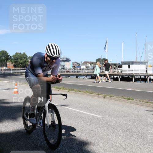 17.08.2025 - KN Förde Triathlon 2025 Yannick Fuchs http://msf.ph/oto/8618984 17.08.2025 13:12:34 Radfahren 437 meine-sportfotos.de