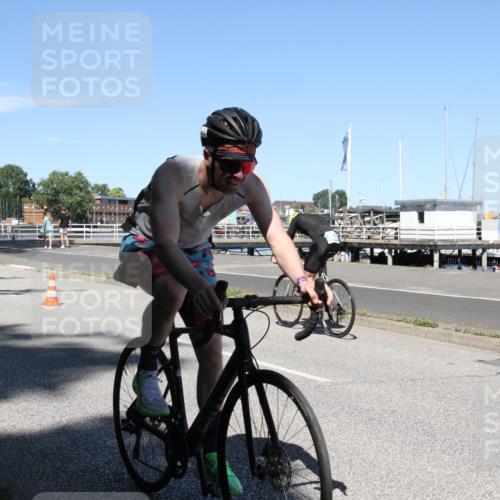 17.08.2025 - KN Förde Triathlon 2025 Yannick Fuchs http://msf.ph/oto/8618991 17.08.2025 13:12:49 Radfahren 401, 452, 473, 475, 494, 512 meine-sportfotos.de