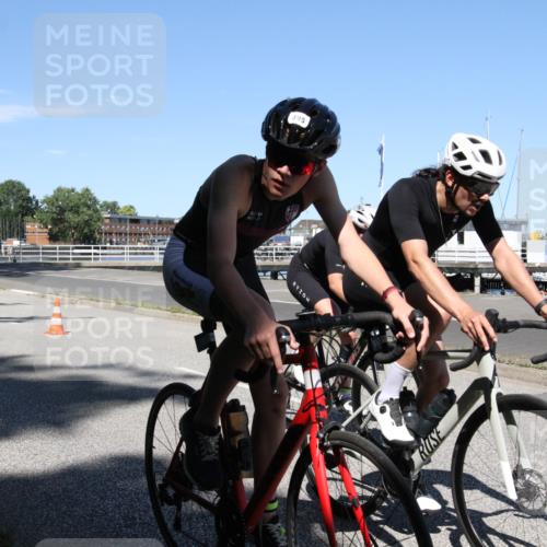 17.08.2025 - KN Förde Triathlon 2025 Yannick Fuchs http://msf.ph/oto/8619008 17.08.2025 13:13:00 Radfahren 395, 401, 402, 406, 411, 435, 446, 460, 467, 469, 509, 517, 535 meine-sportfotos.de