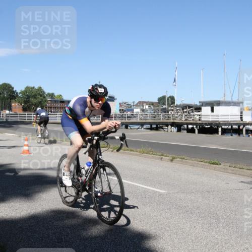 17.08.2025 - KN Förde Triathlon 2025 Yannick Fuchs http://msf.ph/oto/8619010 17.08.2025 13:13:02 Radfahren 395, 402, 406, 411, 435, 446, 460, 467, 469, 509, 517, 535 meine-sportfotos.de