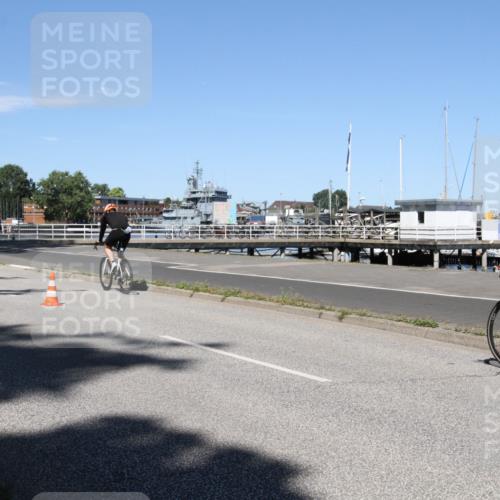 17.08.2025 - KN Förde Triathlon 2025 Yannick Fuchs http://msf.ph/oto/8619015 17.08.2025 13:13:04 Radfahren 395, 402, 406, 411, 435, 446, 460, 467, 469, 517, 520, 527, 535 meine-sportfotos.de