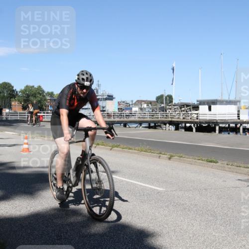 17.08.2025 - KN Förde Triathlon 2025 Yannick Fuchs http://msf.ph/oto/8619042 17.08.2025 13:13:36 Radfahren 409, 464, 484, 492, 514, 524 meine-sportfotos.de