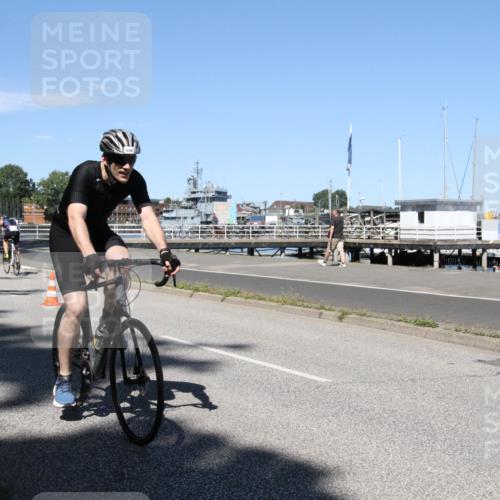 17.08.2025 - KN Förde Triathlon 2025 Yannick Fuchs http://msf.ph/oto/8619101 17.08.2025 13:14:57 Radfahren 501, 549 meine-sportfotos.de