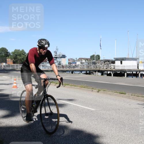 17.08.2025 - KN Förde Triathlon 2025 Yannick Fuchs http://msf.ph/oto/8619121 17.08.2025 13:15:34 Radfahren 422, 523 meine-sportfotos.de