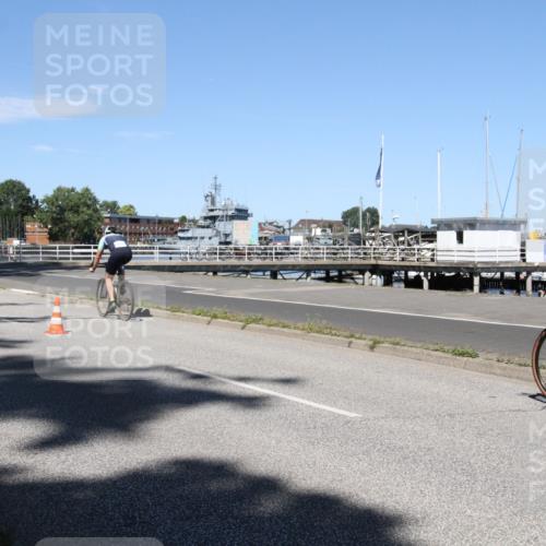 17.08.2025 - KN Förde Triathlon 2025 Yannick Fuchs http://msf.ph/oto/8619192 17.08.2025 13:16:48 Radfahren 407, 490, 498, 505, 506, 515 meine-sportfotos.de