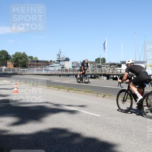 17.08.2025 - KN Förde Triathlon 2025 Yannick Fuchs http://msf.ph/oto/8619219 17.08.2025 13:17:24 Radfahren 417, 425, 428, 431, 441, 445, 500 meine-sportfotos.de