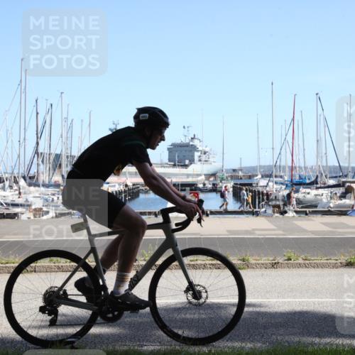 17.08.2025 - KN Förde Triathlon 2025 Yannick Fuchs http://msf.ph/oto/8619262 17.08.2025 11:12:00 Radfahren 270, 293, 321, 334, 362, 371, 603 meine-sportfotos.de