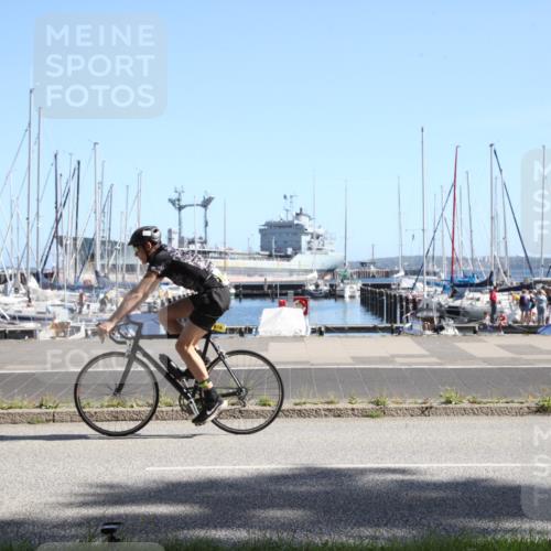 17.08.2025 - KN Förde Triathlon 2025 Yannick Fuchs http://msf.ph/oto/8619299 17.08.2025 11:12:30 Radfahren 326, 337, 356, 387, 616, 617 meine-sportfotos.de