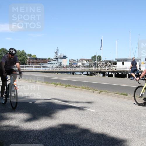 17.08.2025 - KN Förde Triathlon 2025 Yannick Fuchs http://msf.ph/oto/8619337 17.08.2025 13:19:56 Radfahren 424, 504, 519 meine-sportfotos.de