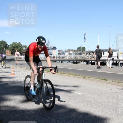 17.08.2025 - KN Förde Triathlon 2025 Yannick Fuchs http://msf.ph/oto/8619347 17.08.2025 13:20:08 Radfahren 424, 440, 472, 516 meine-sportfotos.de