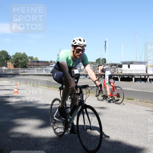 17.08.2025 - KN Förde Triathlon 2025 Yannick Fuchs http://msf.ph/oto/8619419 17.08.2025 13:21:53 Radfahren 395, 434, 450, 471 meine-sportfotos.de