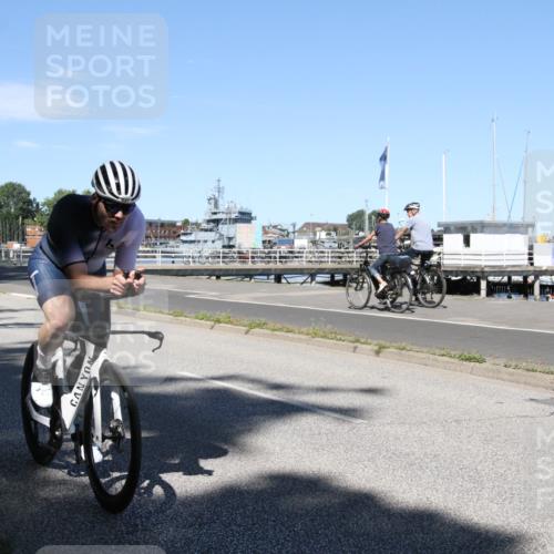 17.08.2025 - KN Förde Triathlon 2025 Yannick Fuchs http://msf.ph/oto/8619429 17.08.2025 13:22:01 Radfahren 411, 434, 437, 450, 460, 467 meine-sportfotos.de