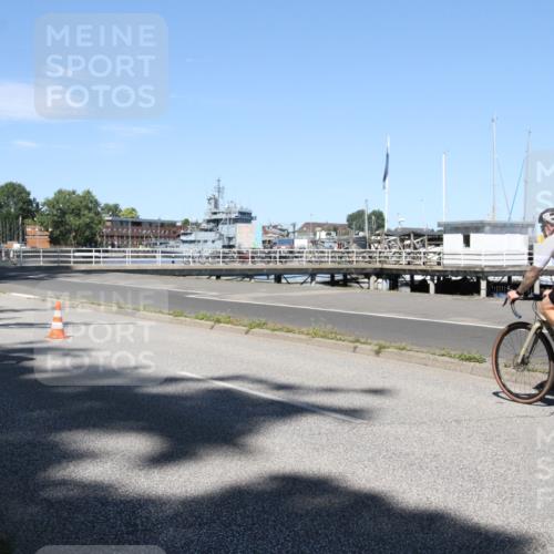 17.08.2025 - KN Förde Triathlon 2025 Yannick Fuchs http://msf.ph/oto/8619438 17.08.2025 13:22:21 Radfahren 464, 475, 511, 527 meine-sportfotos.de