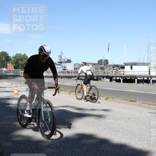 17.08.2025 - KN Förde Triathlon 2025 Yannick Fuchs http://msf.ph/oto/8619439 17.08.2025 13:22:21 Radfahren 464, 475, 511, 527 meine-sportfotos.de